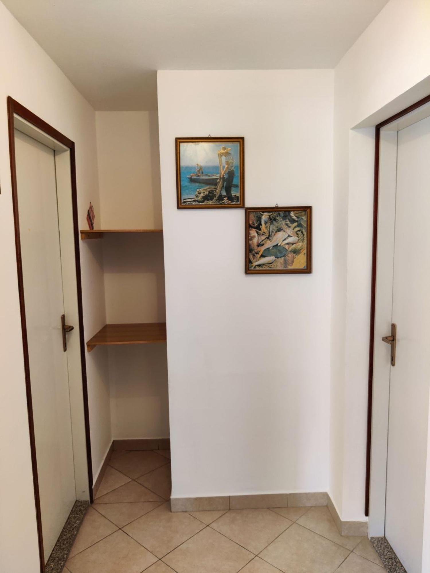 Family Friendly Seaside Apartments Brodarica, Sibenik - 4833 브로다리카 외부 사진